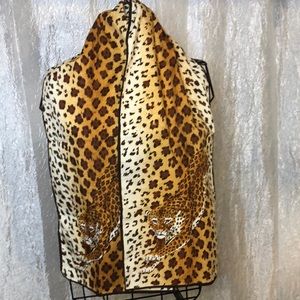 NASHARR cheetah scarf